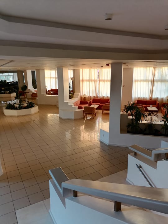 Lobby Anissa Beach & Village