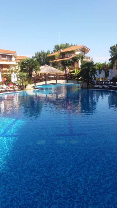 Pool Laguna Beach Resort & Spa