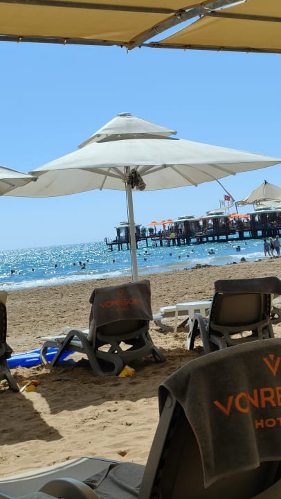 Pool VONRESORT Golden Coast