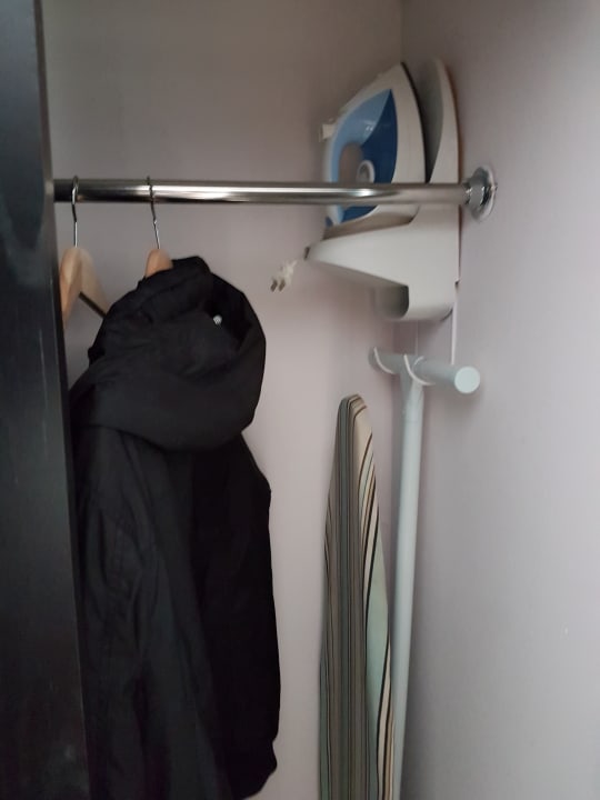 Zimmer Ocean Blue & Sand