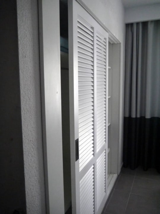 Kleiderschrank TUI MAGIC LIFE Cala Pada