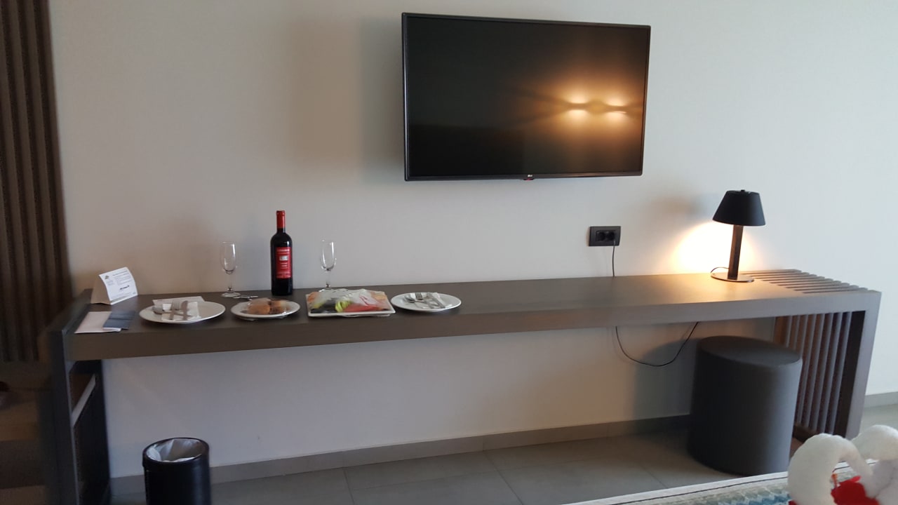 Zimmer Kakkos Beach Hotel