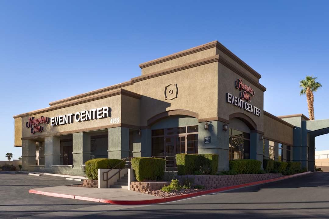 Außenansicht Hampton Inn Tropicana