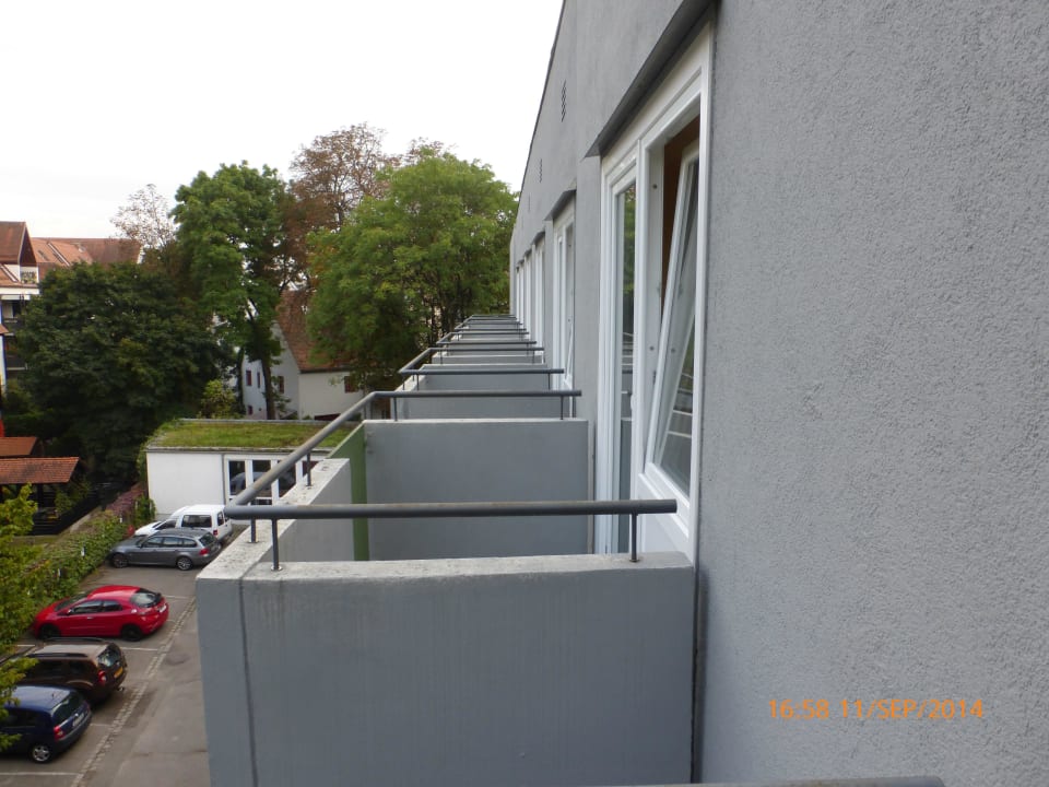 Blick vom Balkon 4. Etage Jugendherberge Augsburg & Hostel SLEPS