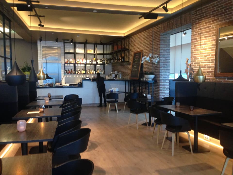 Lobby und Bar Hotel Ísland – Spa & Wellness Hotel