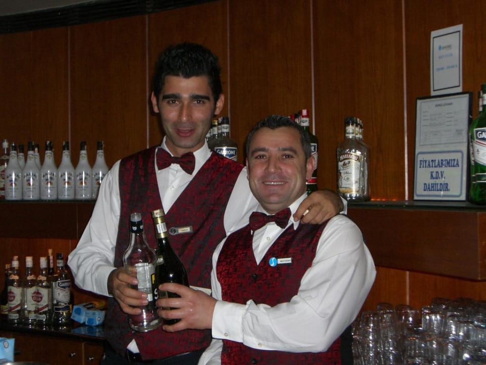 Keyclub, 2 Spitzenkräfte PALOMA Perissia