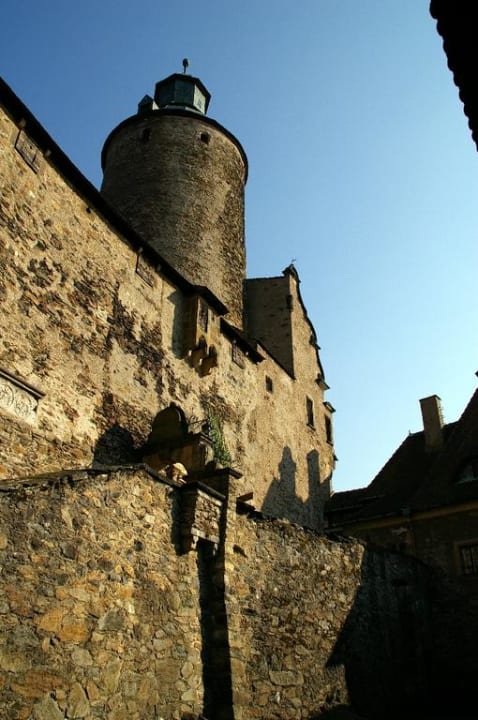 Zamek jego mury i podzamcze Hotel Zamek Czocha