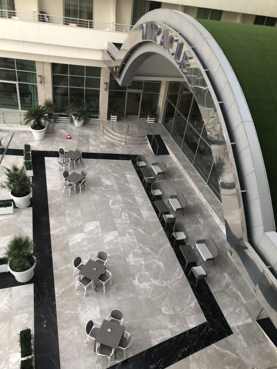 Außenansicht Hotel Miracle Resort