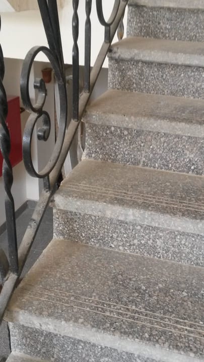 Alles Staub im Treppenhaus Riviera Aqua Park Resort
