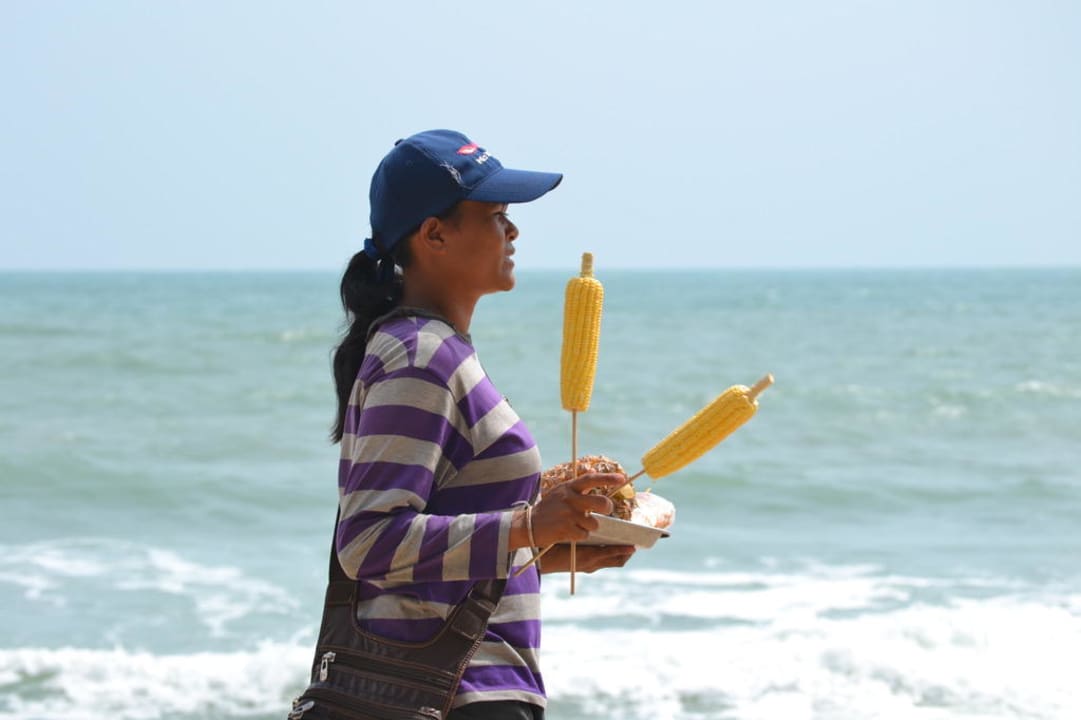 Die netten Strandverkäufer The Fair House Beach Resort