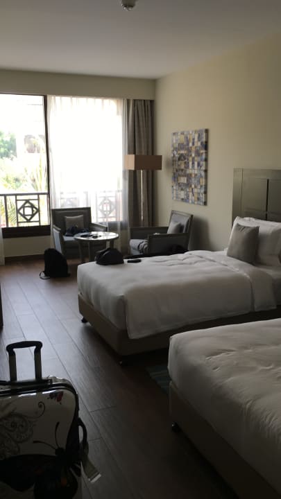 Zimmer The Cove Rotana Resort