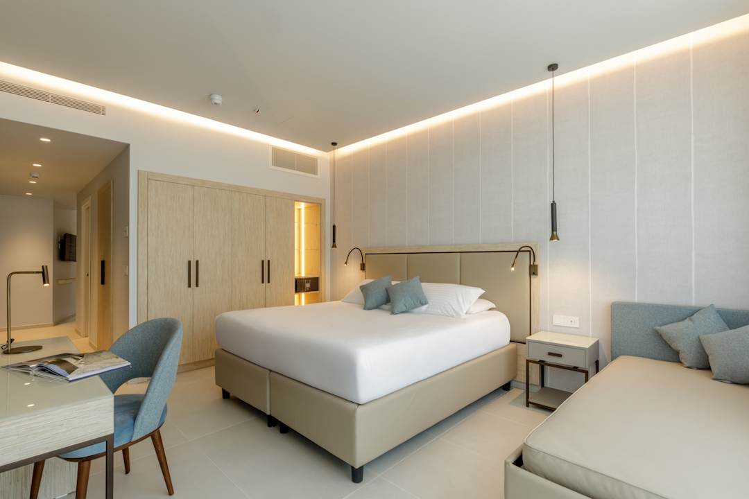 Zimmer Ambasciatori Suite Hotel