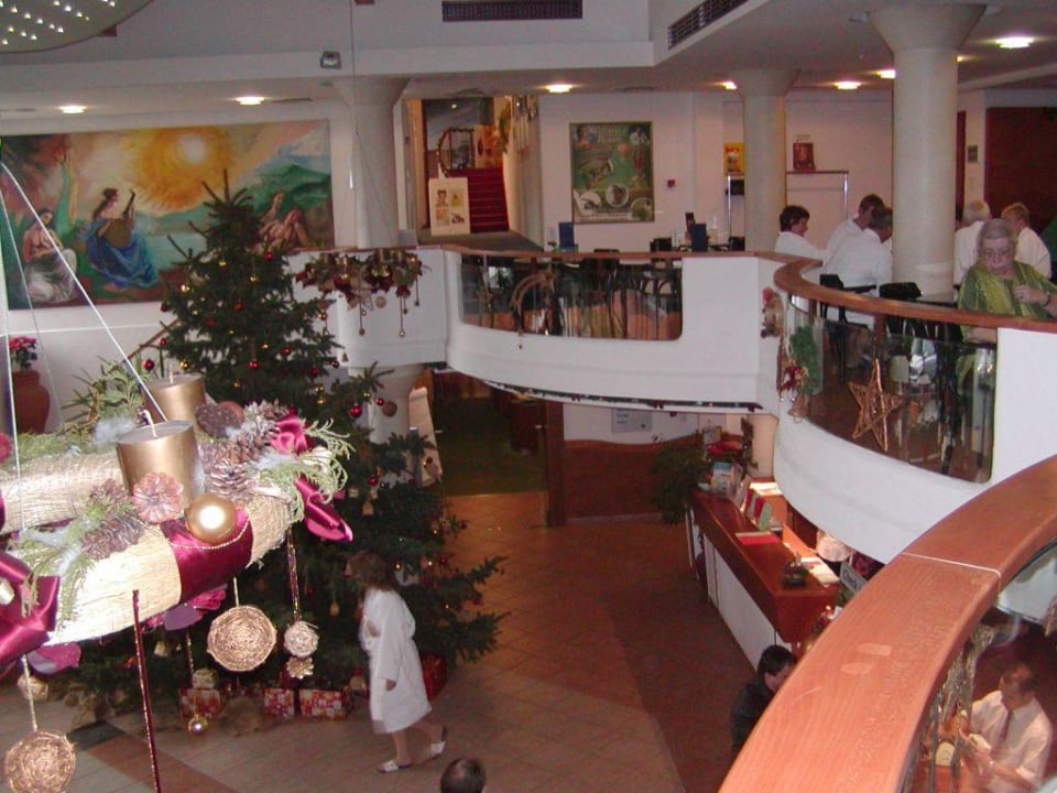 Blick auf Lobby, Bar und Wellnessbereich Hotel Europa Fit Superior Hévíz