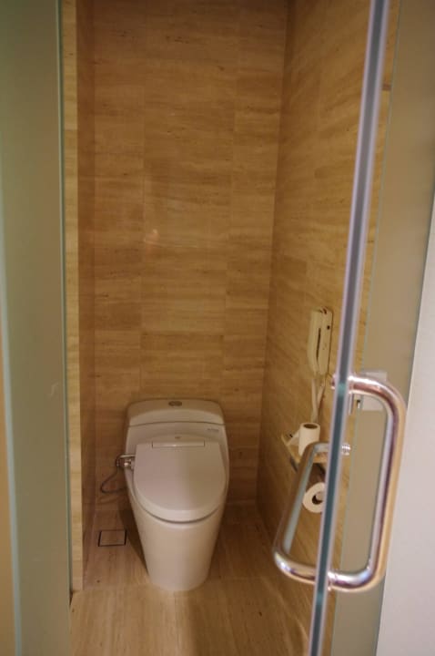 Ein separates WC Hotel Jen Orchardgateway Singapore