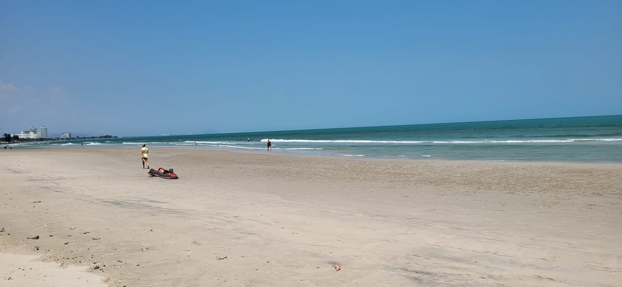 Strand Hotel Let's Sea Hua Hin Al Fresco Resort