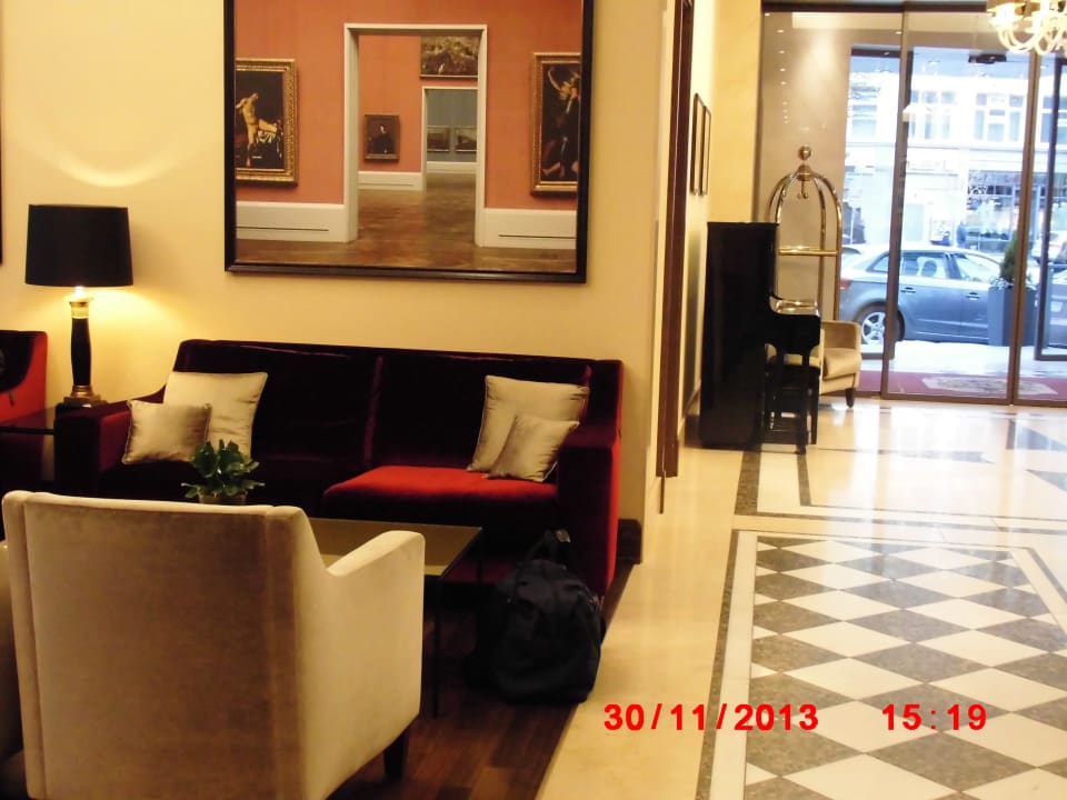 Ein Teil der Lobby Best Western Plus Hotel StadtPalais