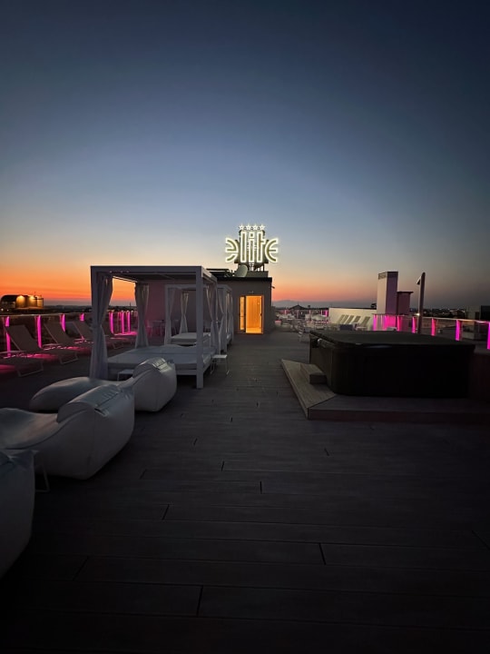 Außenansicht Hotel Elite