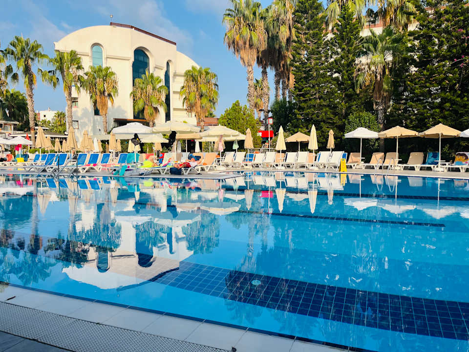 Pool Hane Family Resort