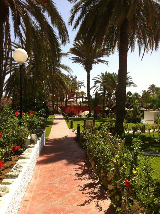 Garten HL Miraflor Suites Hotel