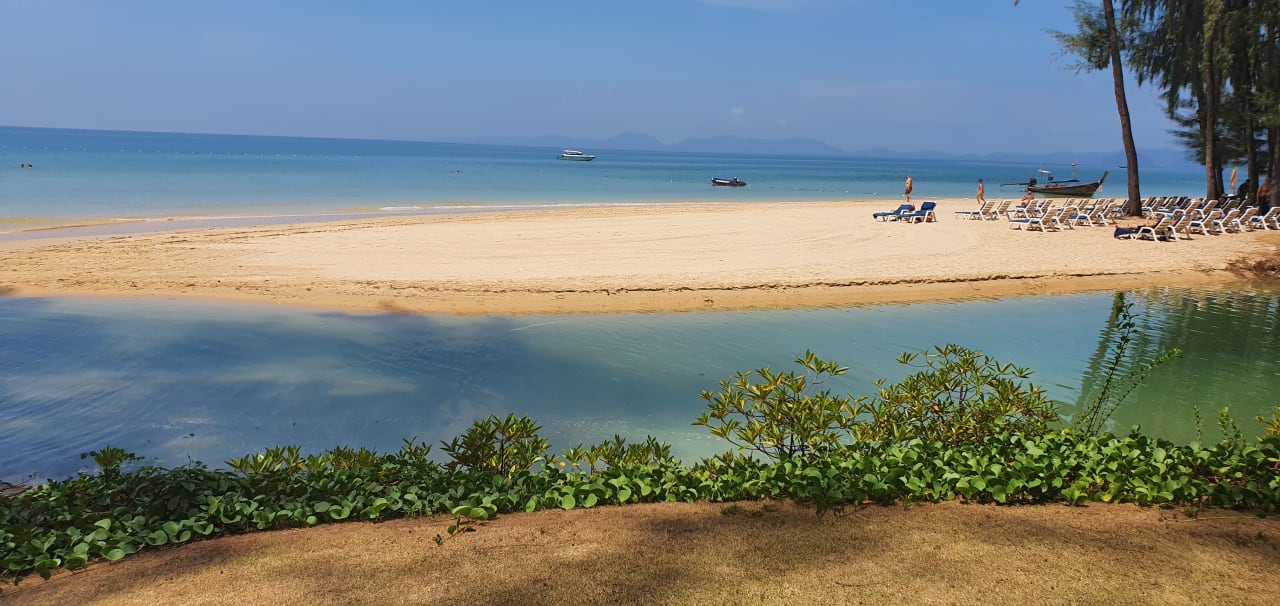 Strand Dusit Thani Krabi Beach Resort