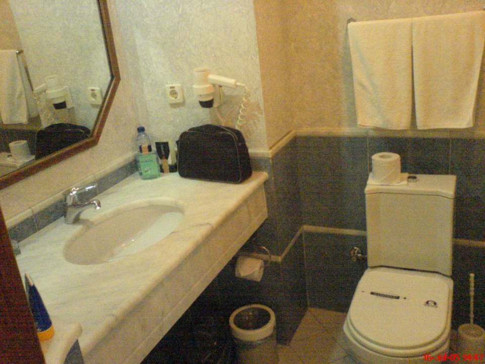 Badkamer Senza Sunset Beach Hotel