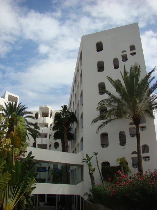Rückseite Hotel Corallium Beach by Lopesan Hotels - Adults only