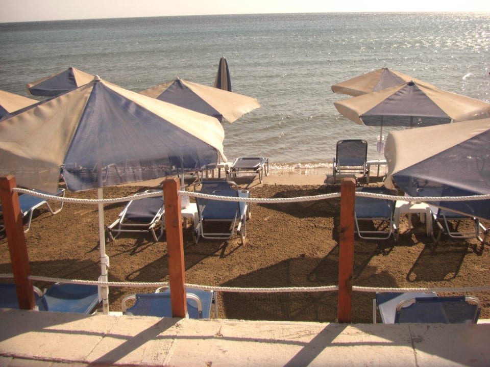 Blick auf Strandabschnitt Corissia Beach Hotel