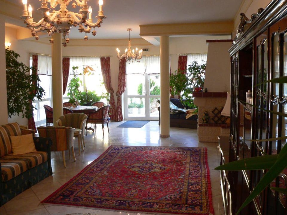Lobby vor dem Wellnessbereich Schlössl Hotel Kindl