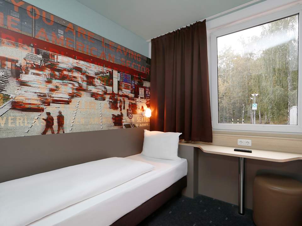 Zimmer B&B Hotel Berlin-Dreilinden