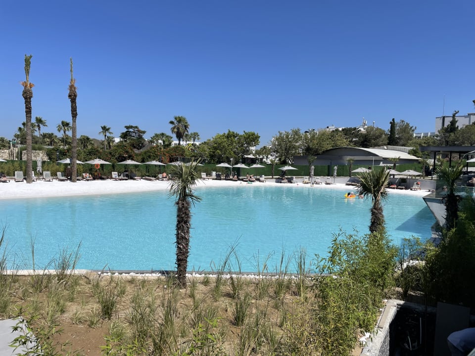 Pool Lago Hotel