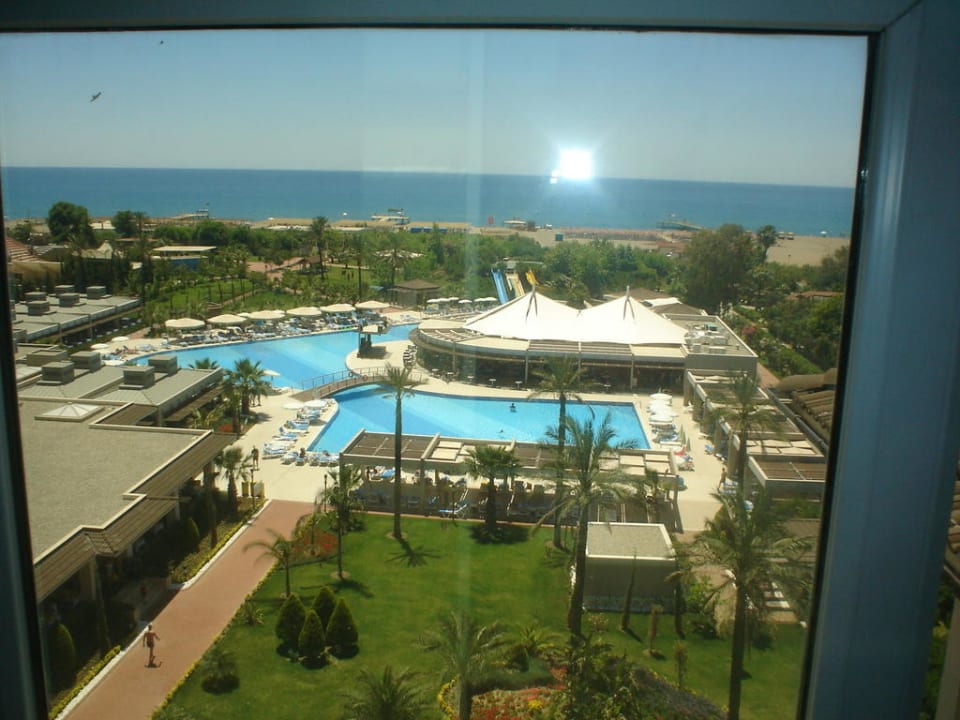 Вид из основного здания на море Sunis Elita Beach Resort & Spa