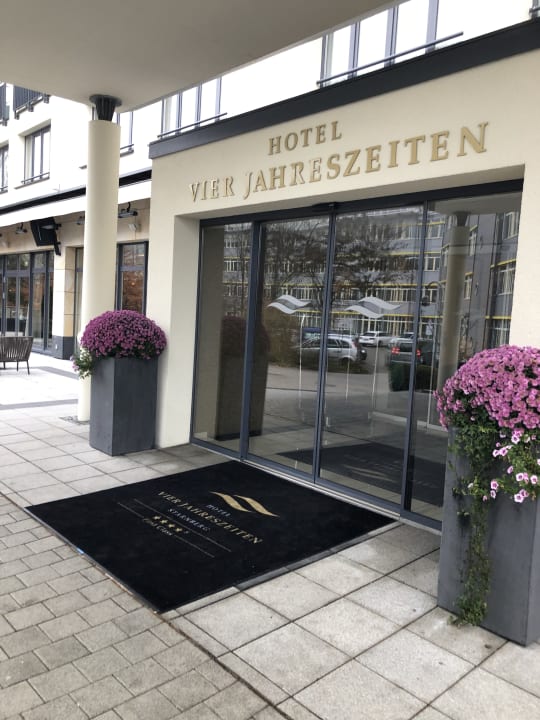Lobby Hotel Vier Jahreszeiten Starnberg