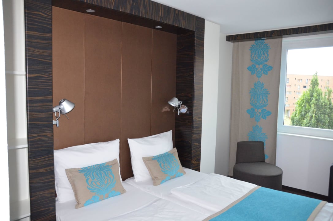 Bett & Fenster Motel One Berlin-Bellevue