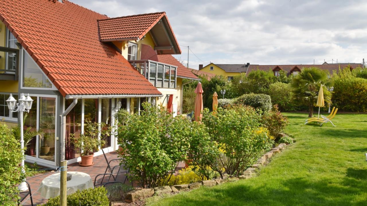 Außenansicht Gästehaus Weingut Helbighof