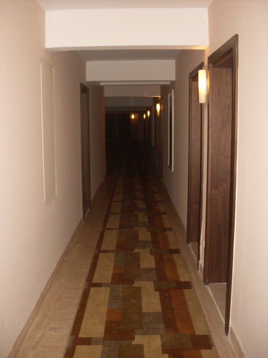 Hotelgang Barut Hemera