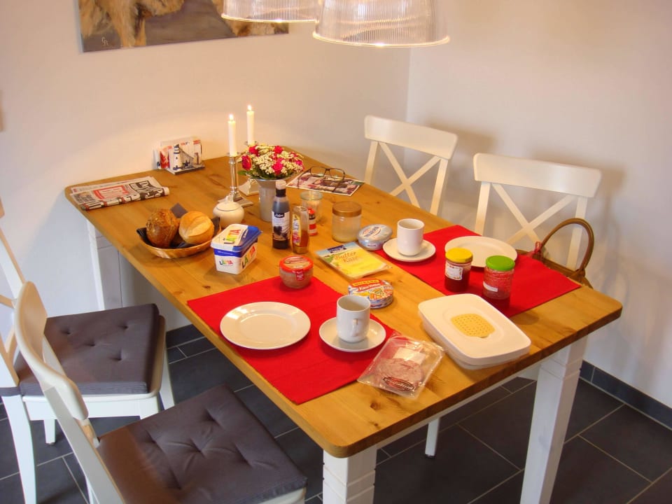 Unser Frühstückstisch  Ferienwohnung Kleine Brise