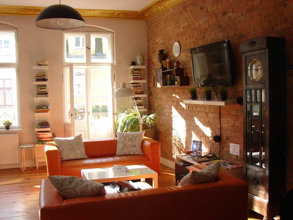 Salon dla gości Blooms Hostel, Inn & Apartments