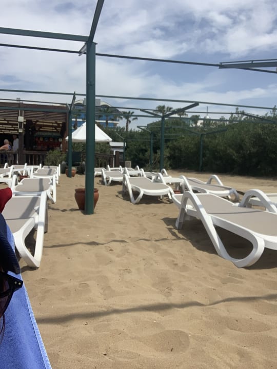 Strand Side Breeze Hotel