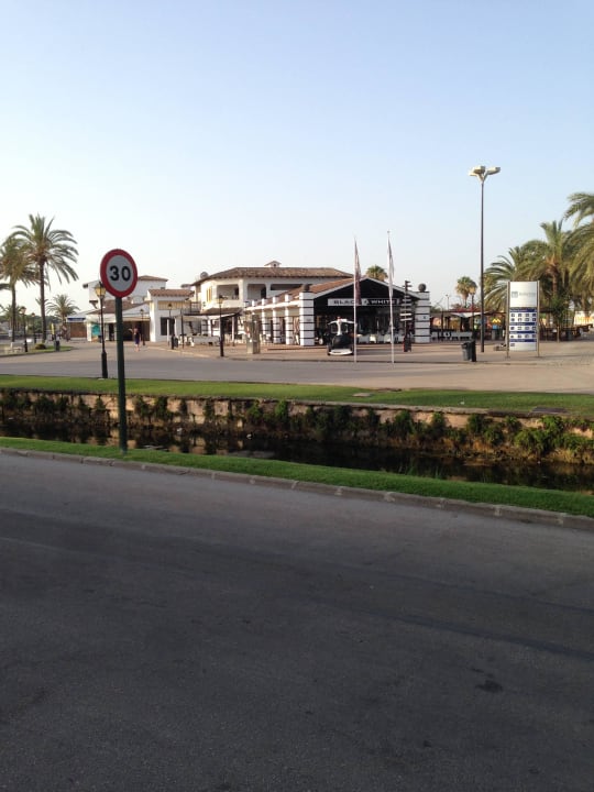 Blick auf das Restaurant BelleVue Club