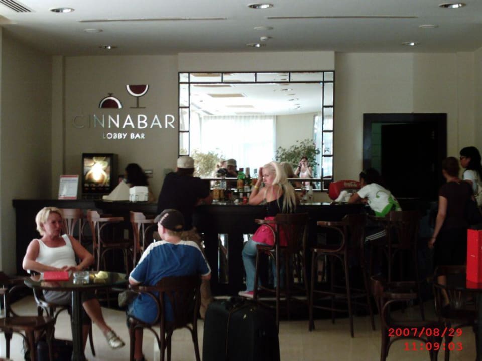 Lobby-Bar Sealife Buket Resort & Beach