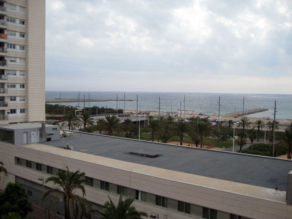 6. Stock - Aussicht aufs Meer/Strand Hotel Front Maritim