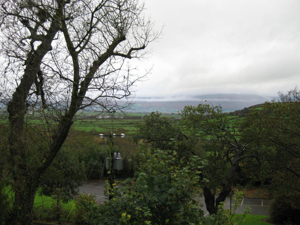 Ausblick vom Hotelzimmer 1.Stock Hotel Ballyroe Heights