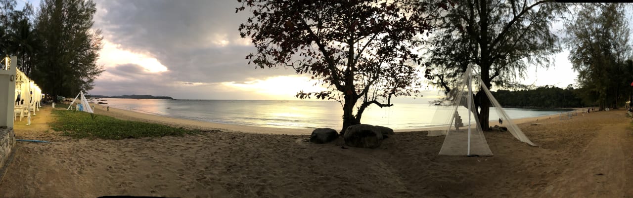 Strand Hive Khaolak Beach Resort