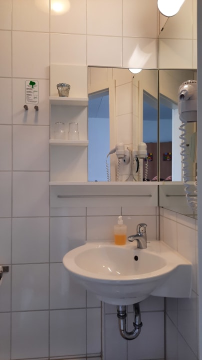 Zimmer Hotel Merlin Garni