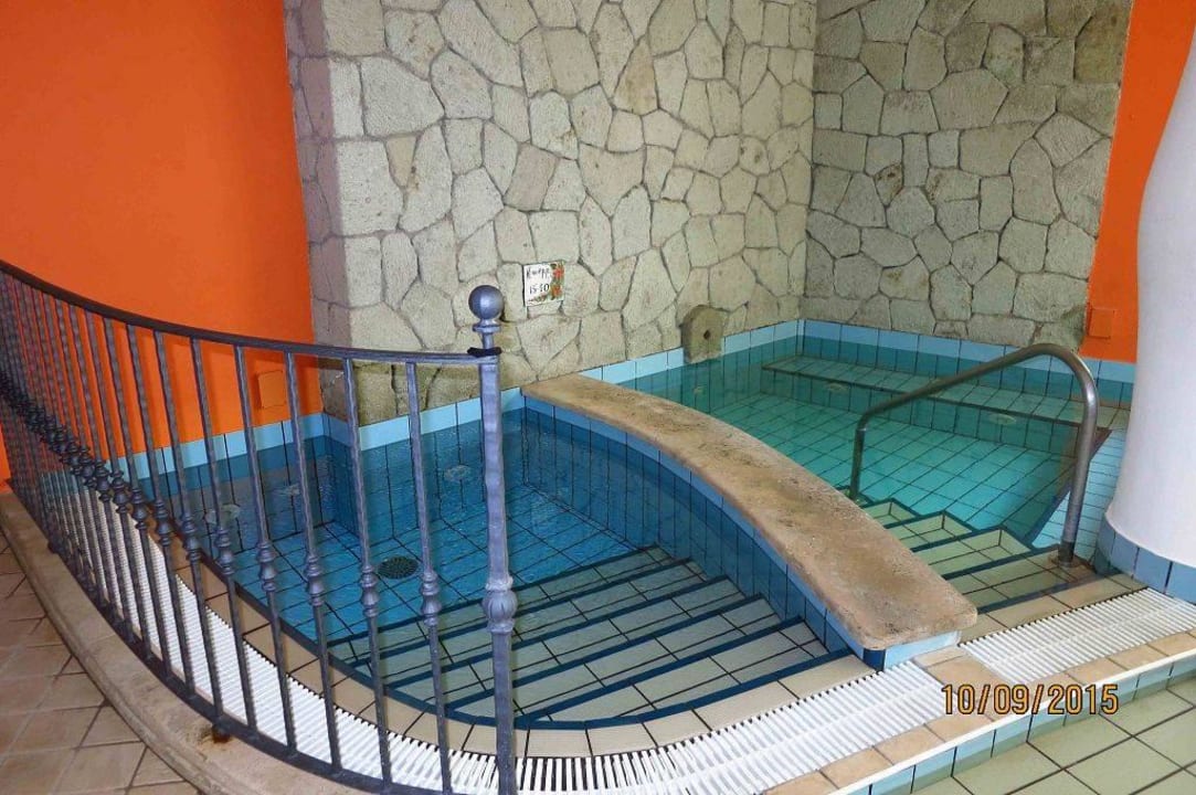 Kneipbecken Poggio Aragosta