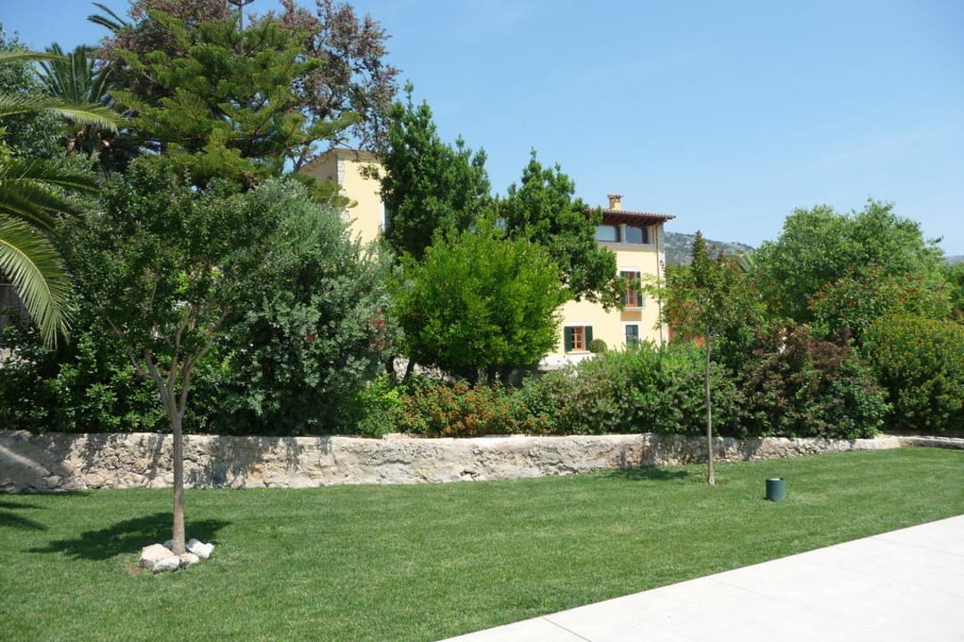 Blick von Pool auf Hotel Hort de Cas Missèr