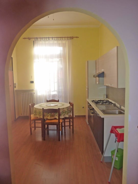 Sala colazioni appartamento B&B Villa Rosa