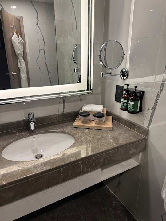 Zimmer voco Dubai The Palm by IHG