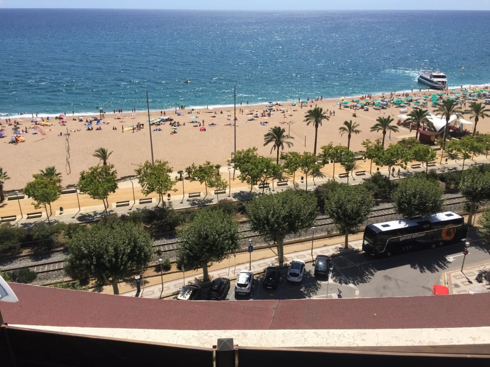 Blick vom Dach Hotel GHT Maritim