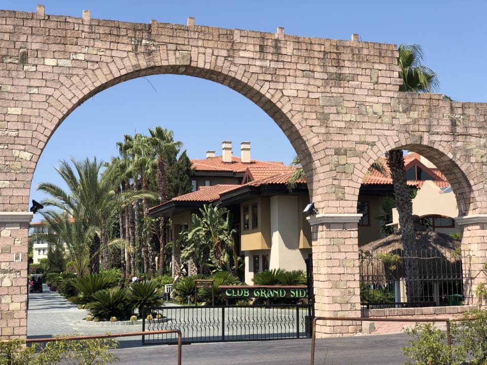 Außenansicht Club Grand Side